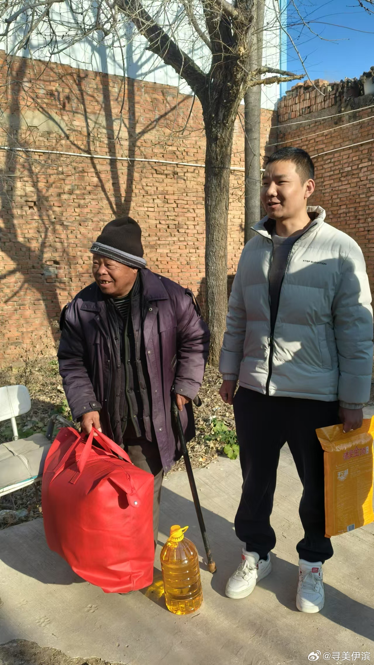 伊滨区新闻速递，日常趣事、爱与陪伴的温馨瞬间